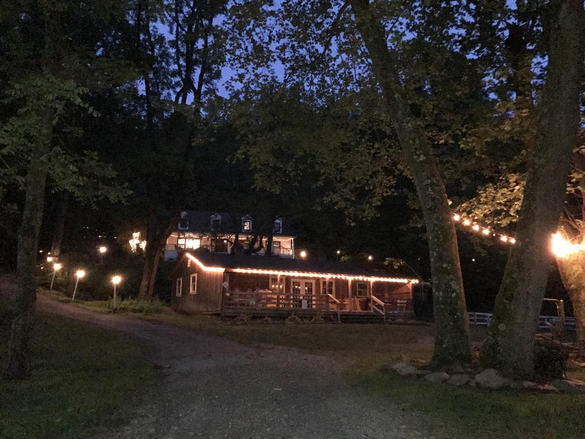 Valle Crucis Farm المظهر الخارجي الصورة